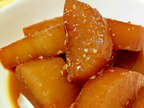 大根だけでご飯のおかず♪大根の味噌煮